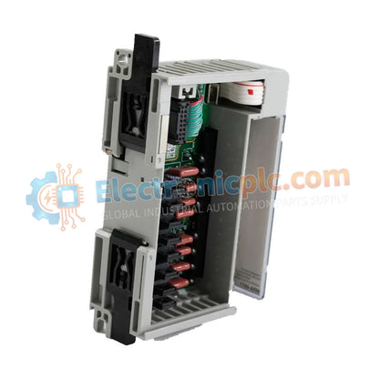 Módulo de salida digital Allen-Bradley 1769-OA8