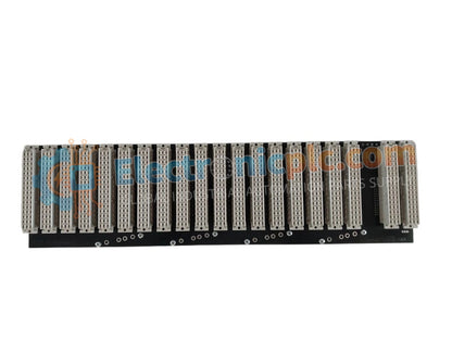 وحدة الإدخال/الإخراج القاعدية الاحتياطية FS-IOB-0001R من Honeywell