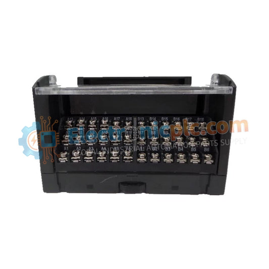 IC200CHS001 GE Fanuc VersaMax Barrier-Style I/O Carrier